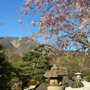 Onsen & Garden -asante Inn- Japonia