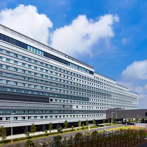 Fontaine Grand Haneda Airport Japonia