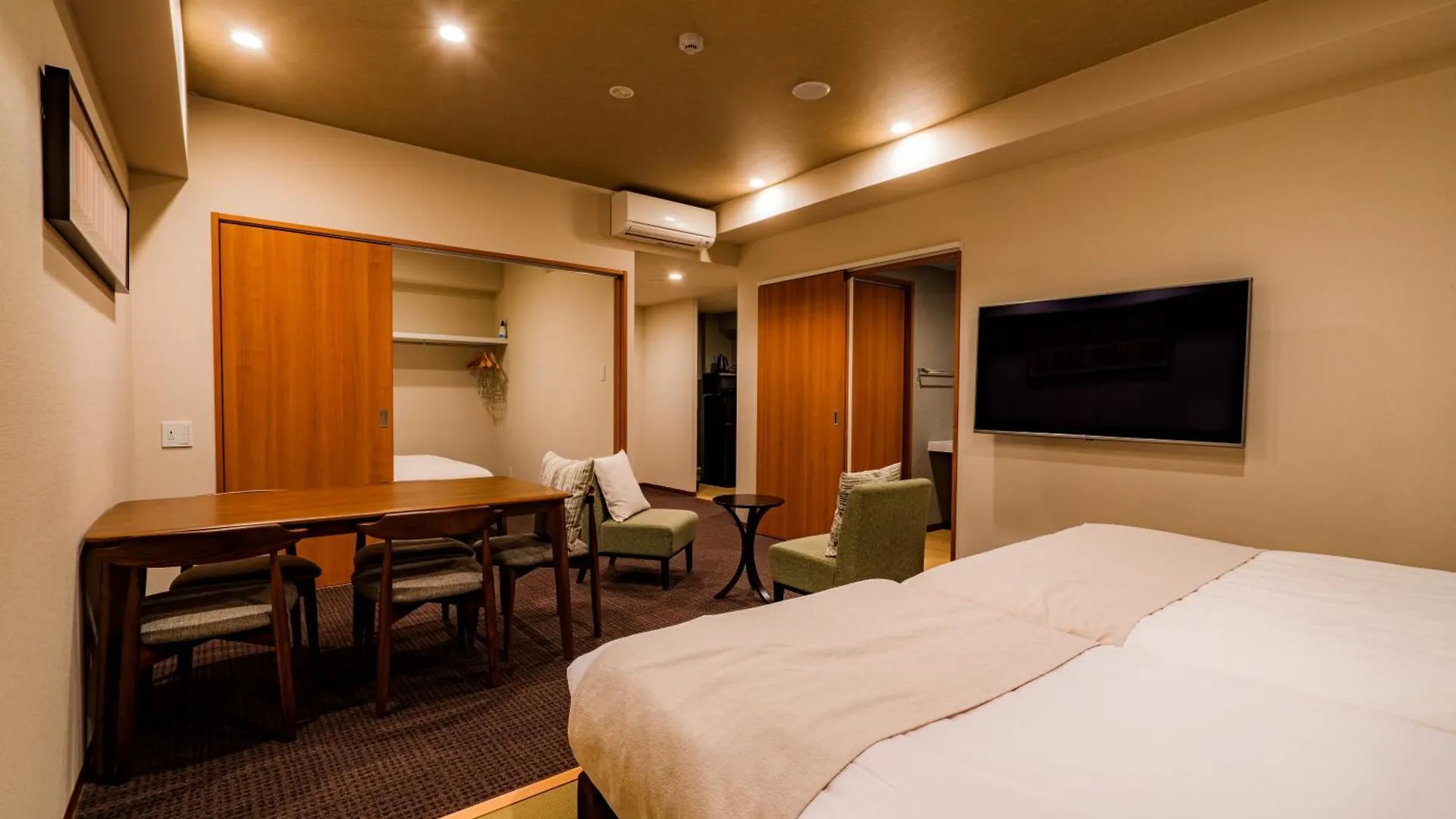 Randor Residential Hotel Kyoto Suites