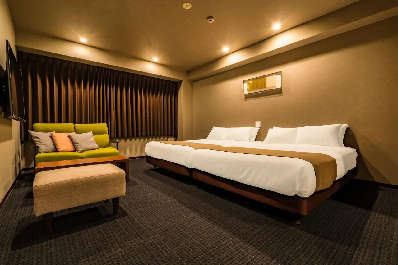 Randor Residential Hotel Kyoto Suites 5*,  Japón
